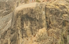 Las Rocosas SaurusJM jump.