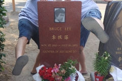 Ya, sin tanta paz....